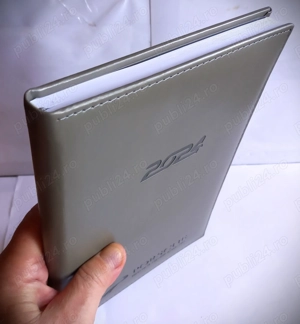 agendă PORSCHE (2024) de lux, coperți piele, nefolosită, nouă + bonus (45 - 35 lei) - imagine 3