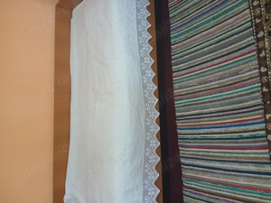 Cearceaf din pânză cu dantela