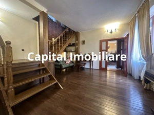 Casa, singur in curte, cu acces auto, ultracentral, Oradea - imagine 9