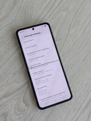 SAMSUNG Z Flip3 5G F711 256GB memorie 8gb Ram Poze Reale TOUCH DEFECT - imagine 4