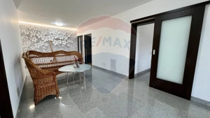 Casă spațioasă P+M și teren generos de 4151 mp în Tg. Bujor Galați - imagine 12