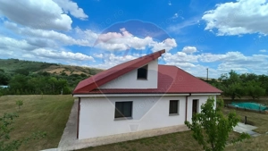 Casă spațioasă P+M și teren generos de 4151 mp în Tg. Bujor Galați - imagine 15