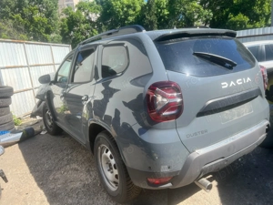 Dezmembrez Dacia Duster 1.5 dci 4x2 Avariat 2024