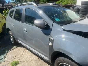 Dezmembrez Dacia Duster 1.5 dci 4x2 Avariat 2024 - imagine 4