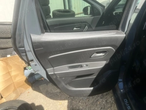 Dezmembrez Dacia Duster 1.5 dci 4x2 Avariat 2024 - imagine 6