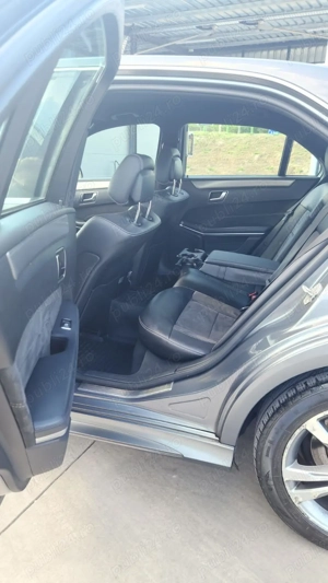 Mercedes-Benz E 220 BlueTEC BlueEFFICIENCY Edition 9G-TRONIC Avantgarde