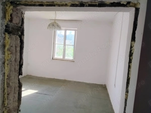 Vand garsoniera cu dependinte (baie,bucatarie),suprafata utila 32 mp  -  negociabil  - imagine 5