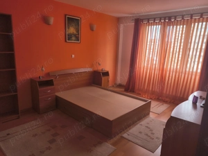 Vânzare apartament 3 camere 140000 EUR  - imagine 5