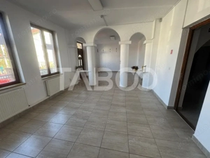 Spatiu comercial la casa 3 camere 80 mpu curte Calea Dumbravii Sibiu - imagine 2