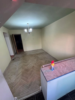 2 cam, et.3, 40mp, bl.caramida, cu C.T, fara imbunatatiri,Intr.Buzesti - imagine 7 2 cam, et.3, 40mp, bl.caramida, cu C.T, fara imbunatatiri,Intr.Buzesti - imagine 7