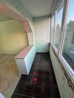 2 cam, et.3, 40mp, bl.caramida, cu C.T, fara imbunatatiri,Intr.Buzesti