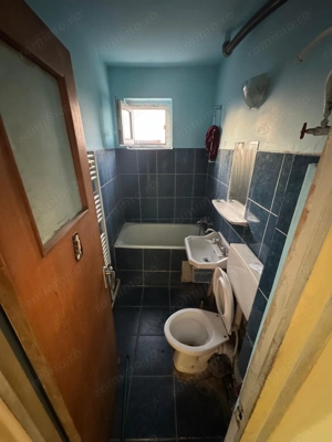 2 cam, et.3, 40mp, bl.caramida, cu C.T, fara imbunatatiri,Intr.Buzesti - imagine 5 2 cam, et.3, 40mp, bl.caramida, cu C.T, fara imbunatatiri,Intr.Buzesti - imagine 5