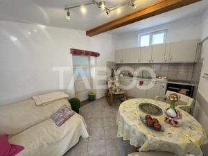 Casa individuala si apartament 2 fronturi teren 584 mp Turnisor Sibiu - imagine 16