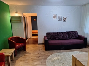 Vand apartament 2 camere central - imagine 4