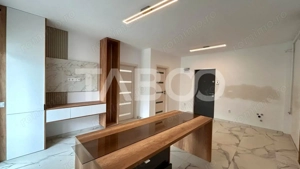 Spatiu de birou de inchiriat compartimentat 39 mpu zona Doamna Stanca