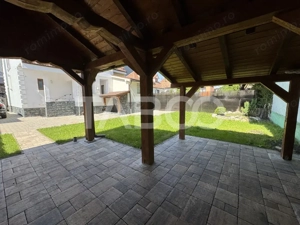 Casa individuala pretabila cabinet stomatologic 7 camere Central Sibiu - imagine 3