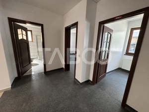 Casa individuala pretabila cabinet stomatologic 7 camere Central Sibiu - imagine 7