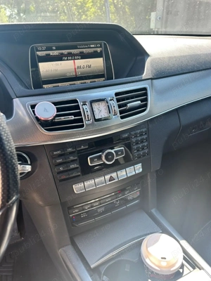 Mercedes Benz E 200   - imagine 6 Mercedes Benz E 200   - imagine 6