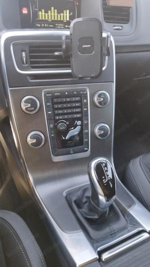 Volvo V60 D4 Automatic  - imagine 8