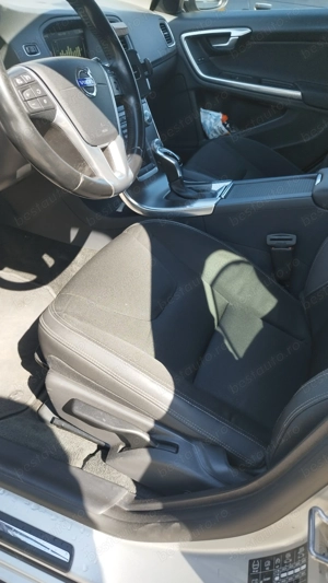 Volvo V60 D4 Automatic  - imagine 10