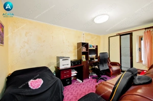 Casa situata in oras zona centrala cu teren de 310 mp - imagine 3