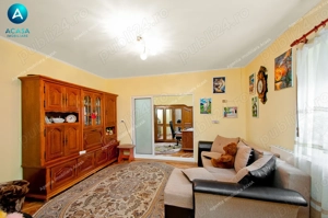 Casa situata in oras zona centrala cu teren de 310 mp - imagine 5