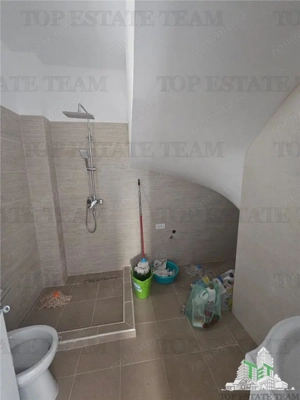 Vila cuplata 4 camere+mansarda in Rosu - imagine 10