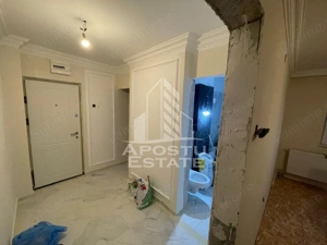 Apartament cu 2 camere, semidecomandat, renovat, zona Sagului. - imagine 2