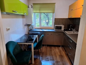 Vand apartament 2 camere central