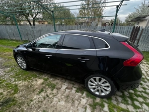 Volvo V40 D2  - imagine 9