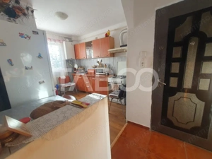 Apartament 2 camere zona 13 Decembrie 49 mp utili +3 mp balcon - imagine 6