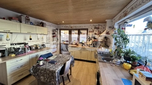 Casa individuala de vanzare 4 camere 184 mp utili zona Mihai Viteazul