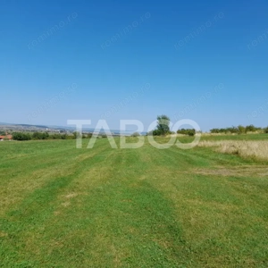 Teren 2400 mp cu deschidere 18 m in Orlat oportunitate investitii