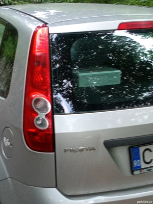 De vânzare Ford fiesta 1 3 benzină  - imagine 7 De vânzare Ford fiesta 1 3 benzină  - imagine 7