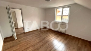 Spatiu de birouri de vanzare cu 6 camere 160 mpu Calea Dumbravii Sibiu - imagine 6