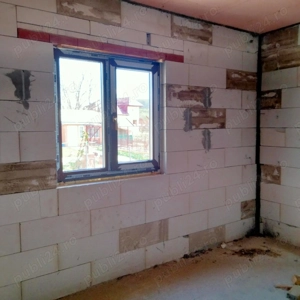 Vand vila la rosu in sagna Neamţ  - imagine 3 Vand vila la rosu in sagna Neamţ  - imagine 3