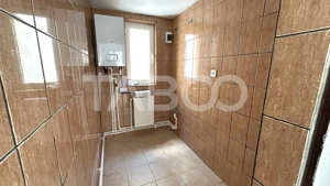 Spatiu de birouri de vanzare cu 6 camere 160 mpu Calea Dumbravii Sibiu - imagine 13