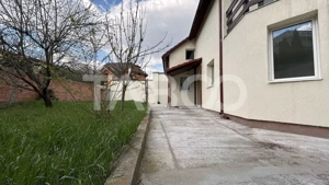 Spatiu de birouri de vanzare cu 6 camere 160 mpu Calea Dumbravii Sibiu - imagine 5