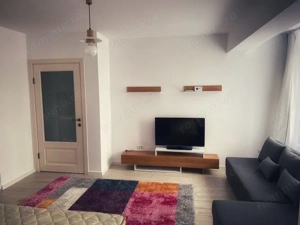 De inchiriat apartament 1 camera in zona Olimpia