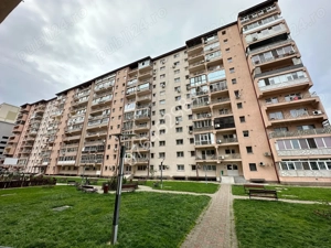 Inchiriez apt. 2 cam. Confort Park Residence, Sos. Vitan-Barzesti 7D, in spate la Rin Grand Hotel.