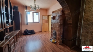 Parte de casa etaj 1 cu curte separata semicentral 99500 - imagine 13