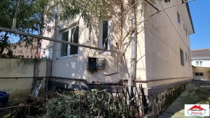 Parte de casa etaj 1 cu curte separata semicentral 99500 - imagine 6