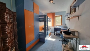 Parte de casa etaj 1 cu curte separata semicentral 99500 - imagine 12