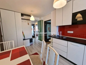 Apartament cu 3 camere decomandate, in Zorilor - imagine 12