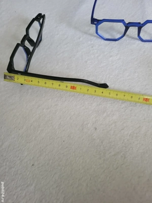 ochelari noi de vedere..deosebiti pe negru si albastru