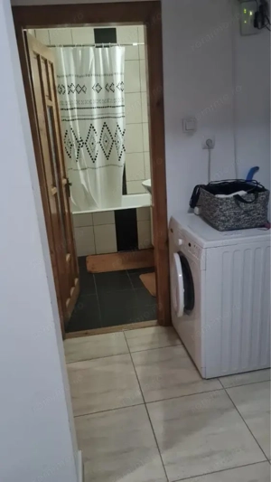 Ofer spre inchiriere o camera in zona badea cartan