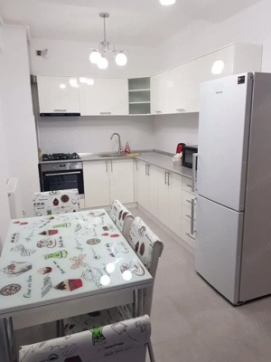 De inchiriata apartament cu 2 camere