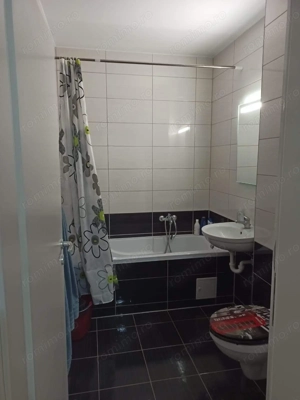 De inchiriat apartament cu 2 camere, semidecomandat, zona Complexul Studentesc