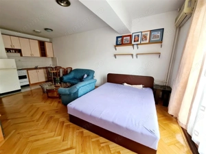 Inchiriez apartament cu 1 camera in zona Olimpia