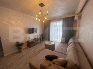 Apartament de inchiriat, cu 3 camere, 84 mp, parcare privată, Calea București,